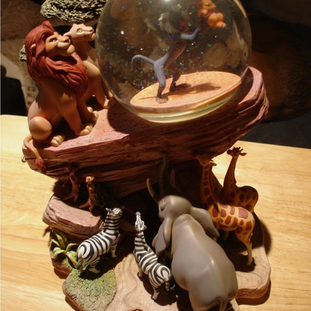 Disney Lion King Snow Globe with Vibrant Colors